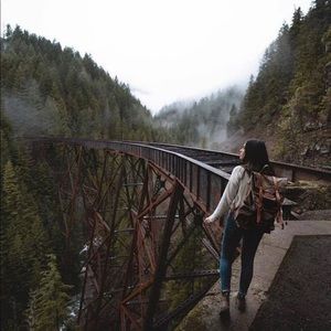 Meet your Posher, Ale